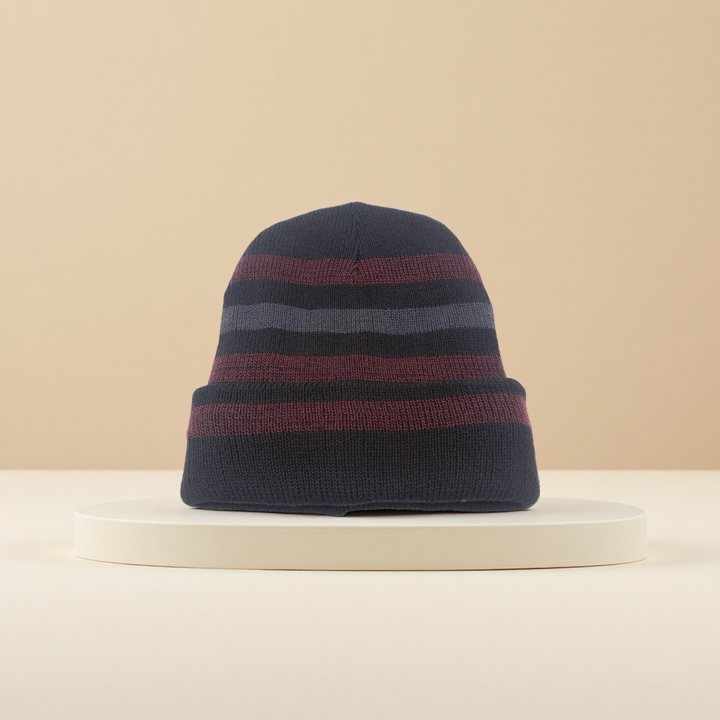 The new striped line cap is a trendy bestseller for men's winter, fleece outdoor warm cycling pullover detail image 1