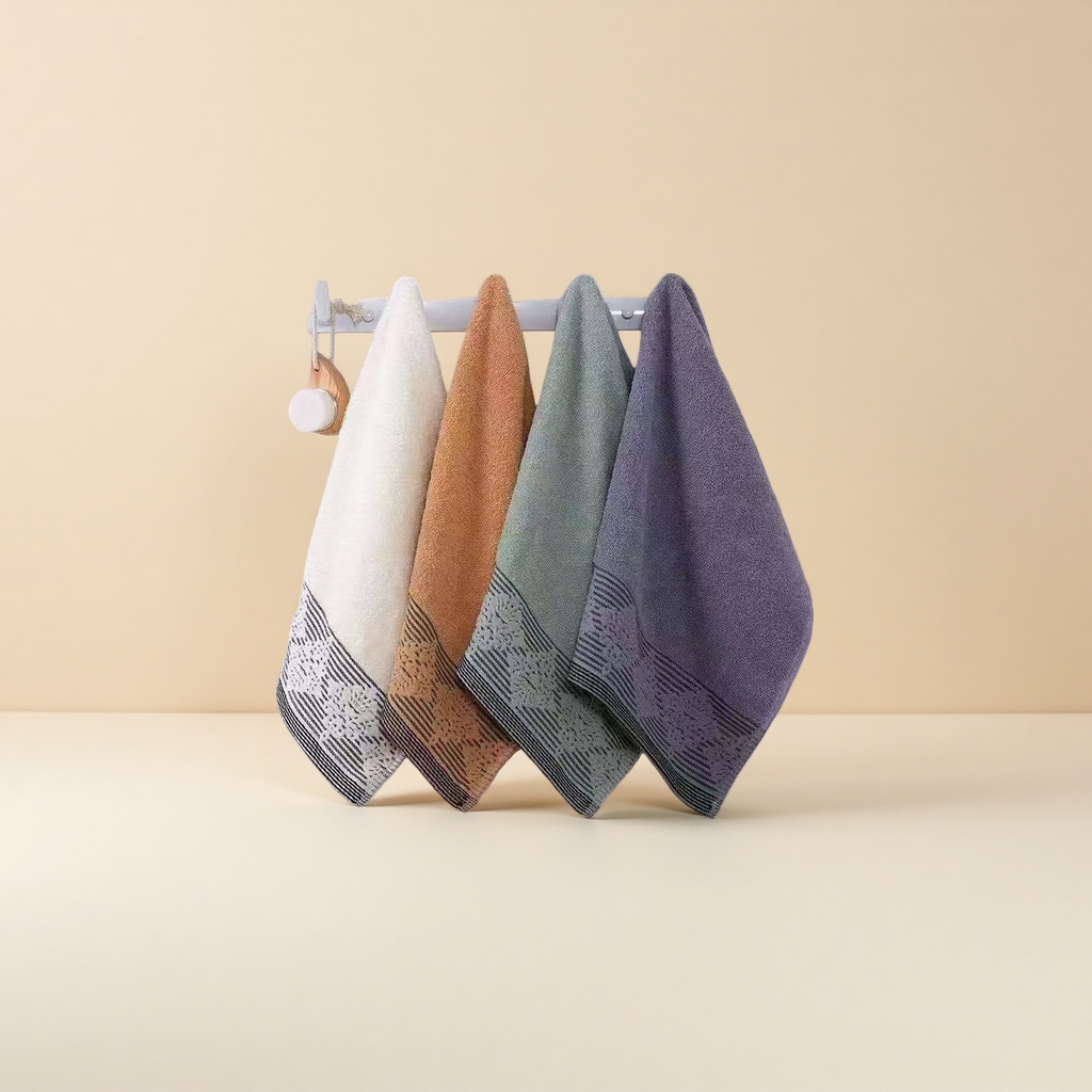 Pure cotton towels for home and hotel use are soft and highly absorbent
