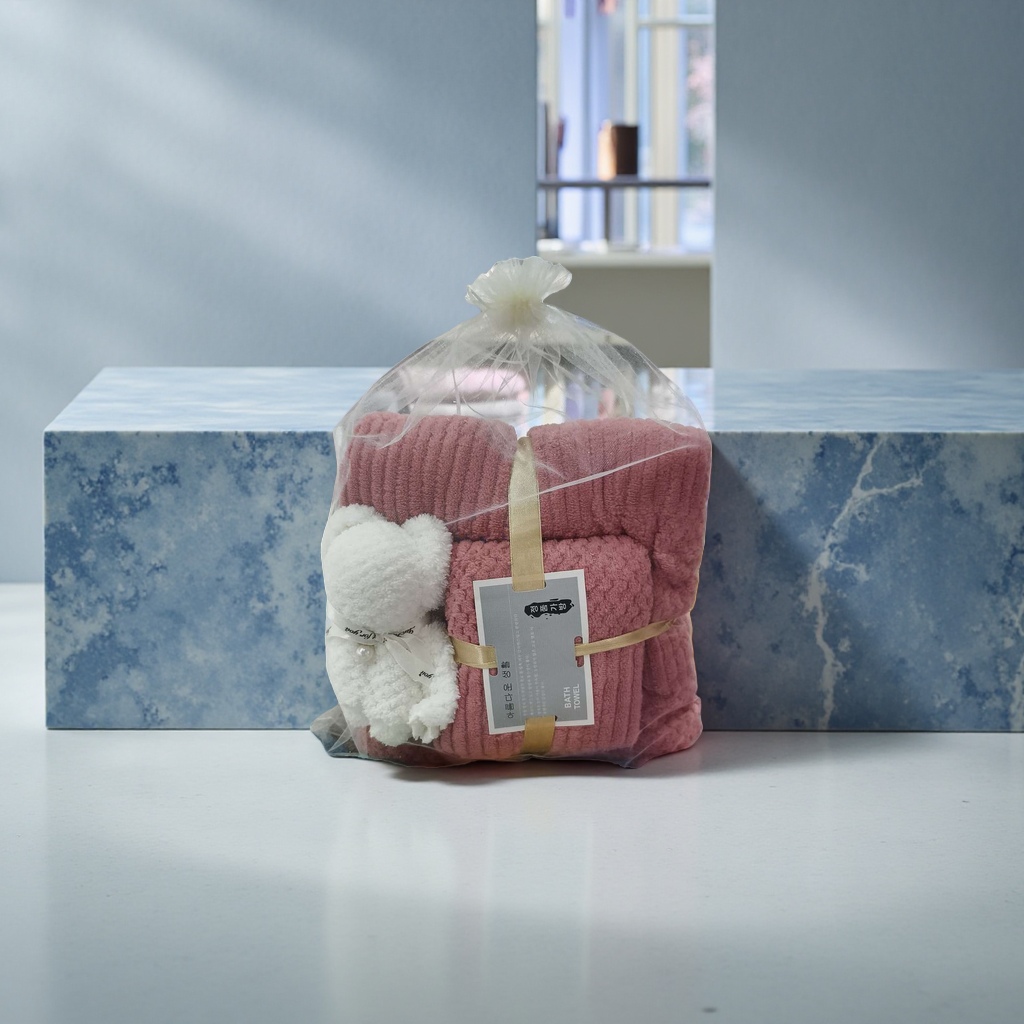 The pure cotton towel as a souvenir is soft and absorbent, making it an excellent gift for home use Specification image