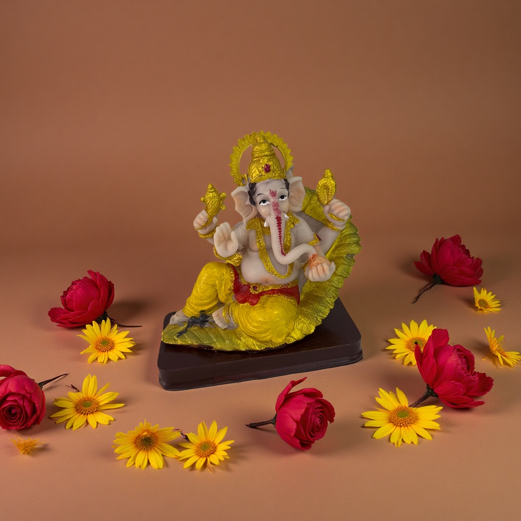 Buddha statue handicrafts and decorative items, resin Buddhist decorative items, home offerings to Buddha Application Scenario