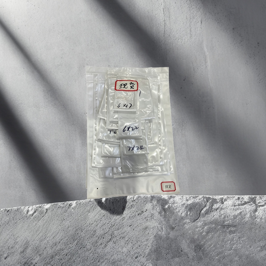 White pearlescent self-sealing bags for 100 pieces, food-grade fresh-keeping sealed bags, portable for home use details Picture
