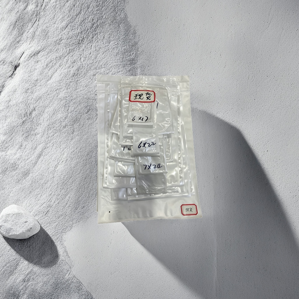 White pearlescent self-sealing bags for 100 pieces, food-grade fresh-keeping sealed bags, portable for home use