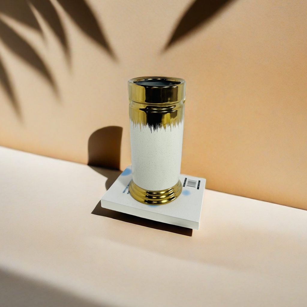 2026 New style ceramic vase, a simple Nordic-style home decoration item. It is a storage flower vase for the living room and bedroom Specification image