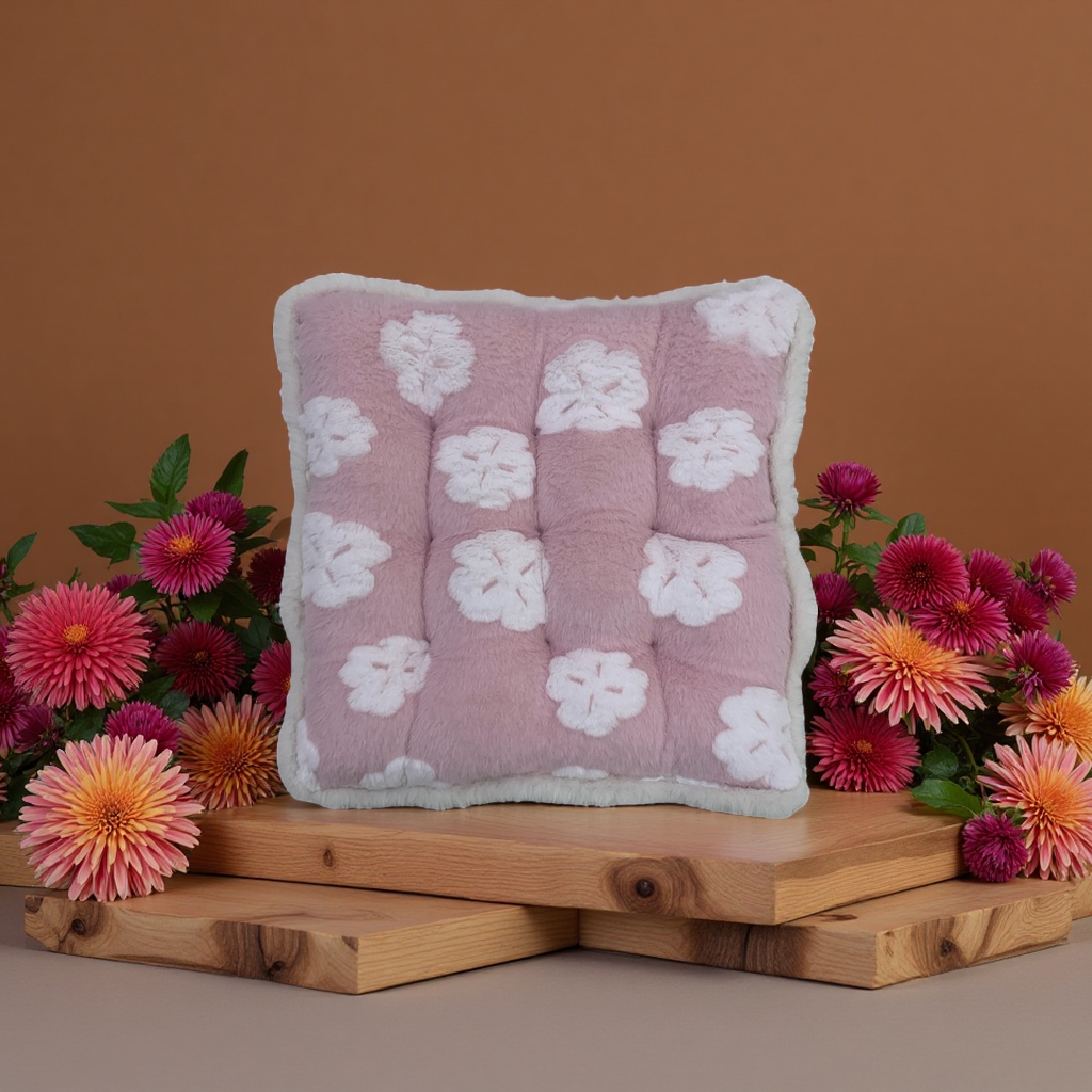 The plush hairstyle cushion is a comfortable and soft office and home seat cushion details Picture