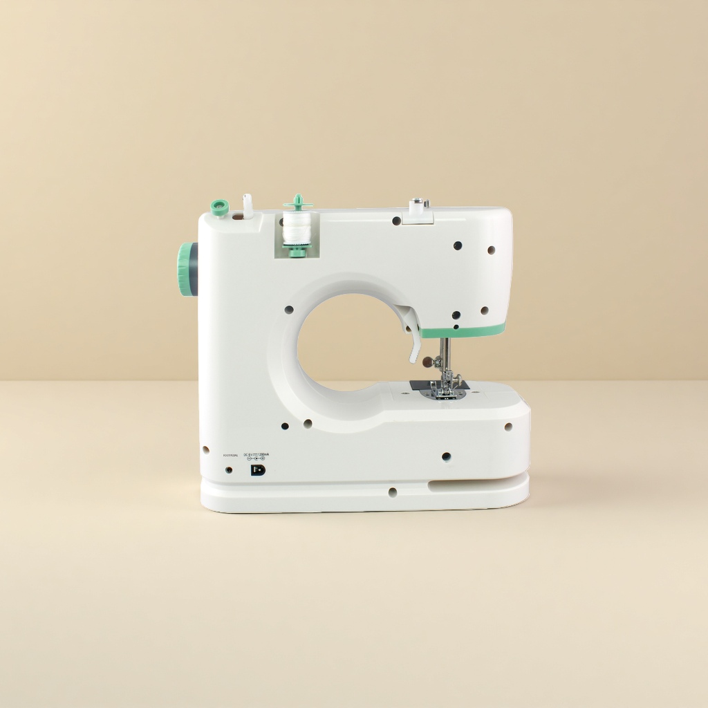 Household sewing machine, electric multi-functional sewing machine, portable household sewing machine Application Scenario