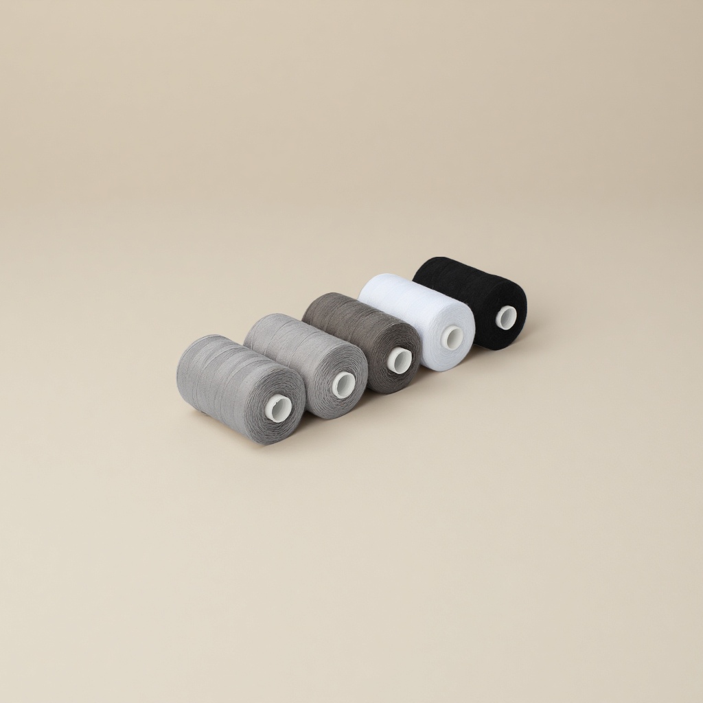 Household sewing thread, sewing thread set, grey series, hand sewing thread, box set, small shaft hand sewing thread, sewing machine thread Application Scenario