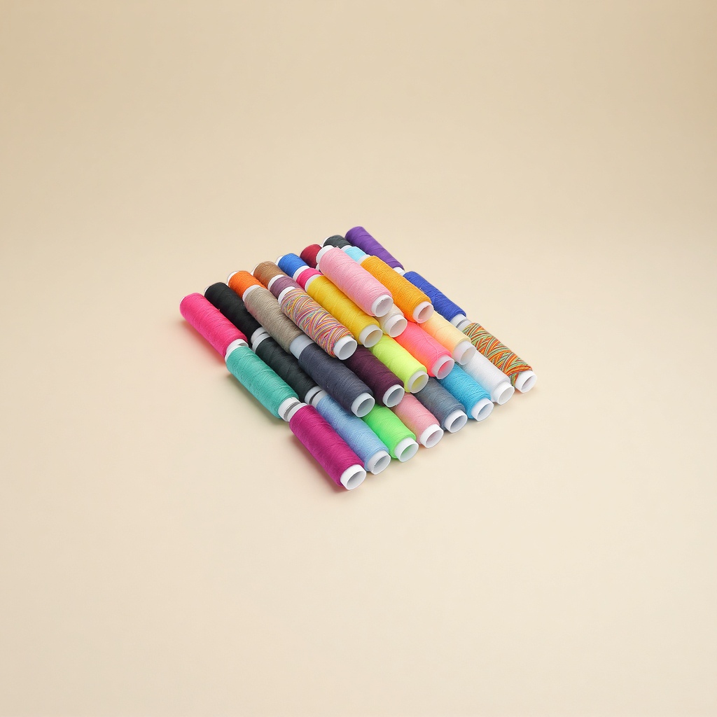 Household sewing thread 402 color small roll sewing thread, DIY sewing needle and thread set accessories, polyester sewing thread Application Scenario