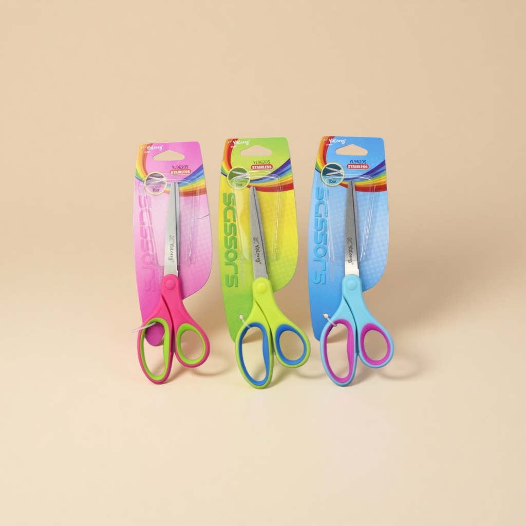 The stainless steel scissors are sharp and durable household kitchen cutting tools Application Scenario
