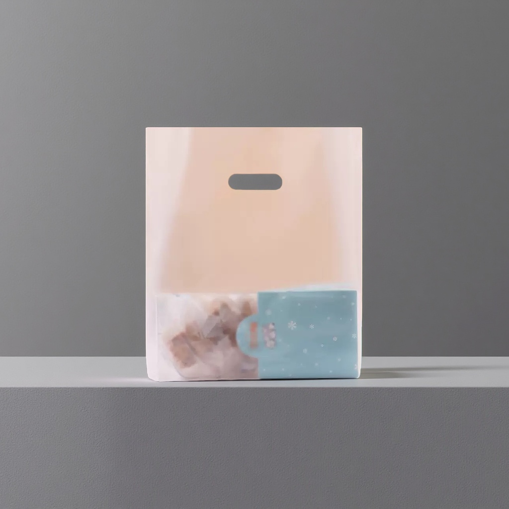 Hand-held plastic bags, large-capacity shopping bags, household, environmentally friendly and reusable Specification image