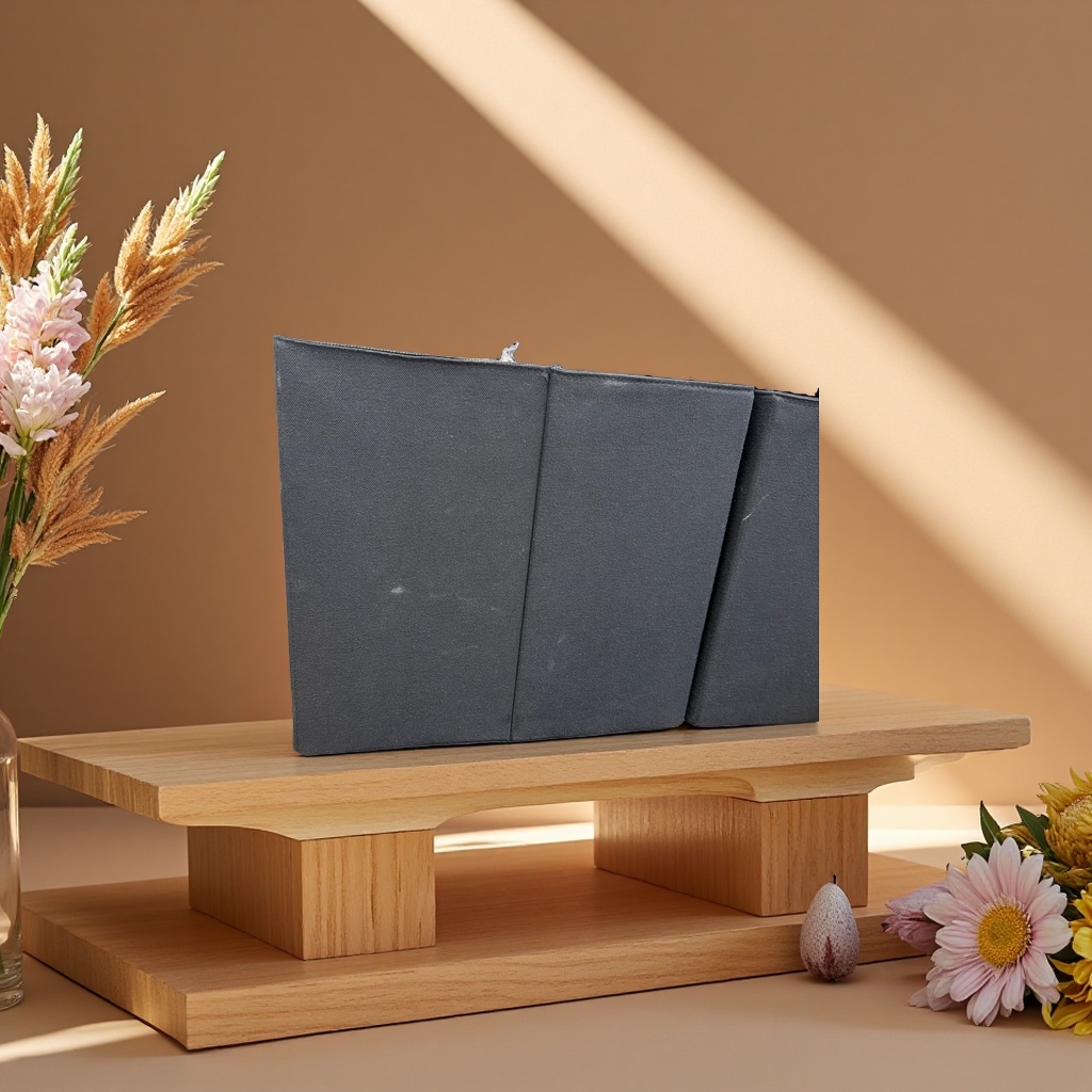 Large-capacity thickened plastic storage box, household children's toy and book organizing box details Picture