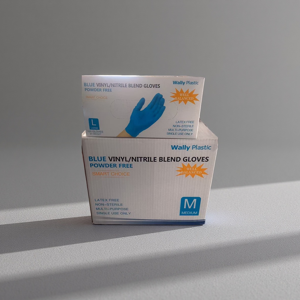 Disposable PVC refers to thickened transparent protective gloves and disposable nitrile gloves for kitchen food Application Scenario