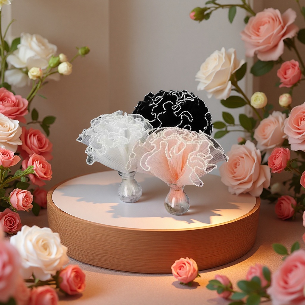 Flower packaging with pearl wave gauze. Elegant and romantic birthday gift for your girlfriend Application Scenario