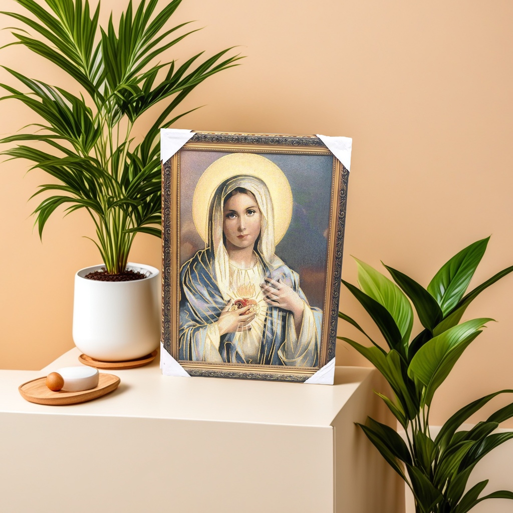 Virgin Mary religious decorative painting embroidery technique, gold thread cloth painting embroidery details Picture