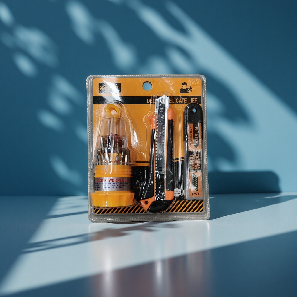 Large tower-shaped screwdriver three-piece professional tool set with durable and anti-slip handle details Picture
