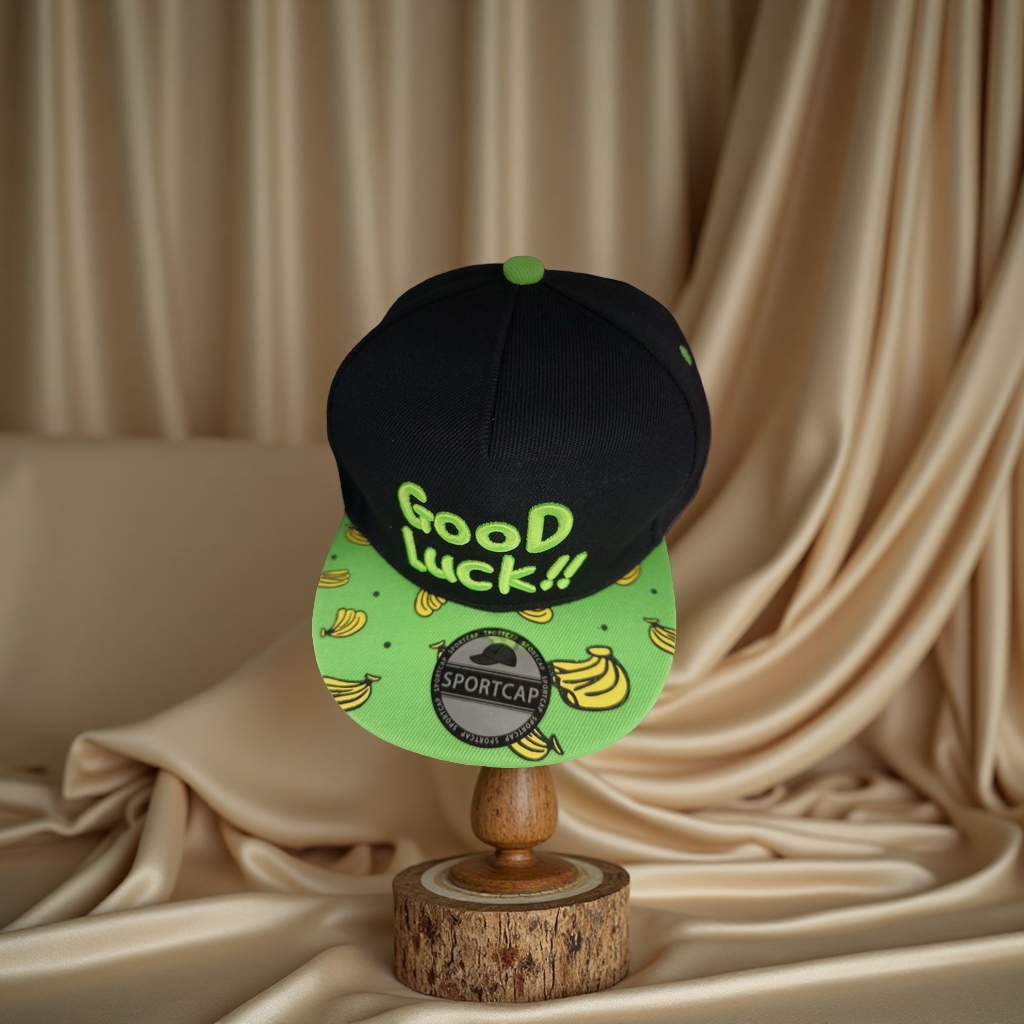 Pet straw hat, cat hat, pet supplies, 15cm fresh, cute, sun-protective and breathable Application Scenario