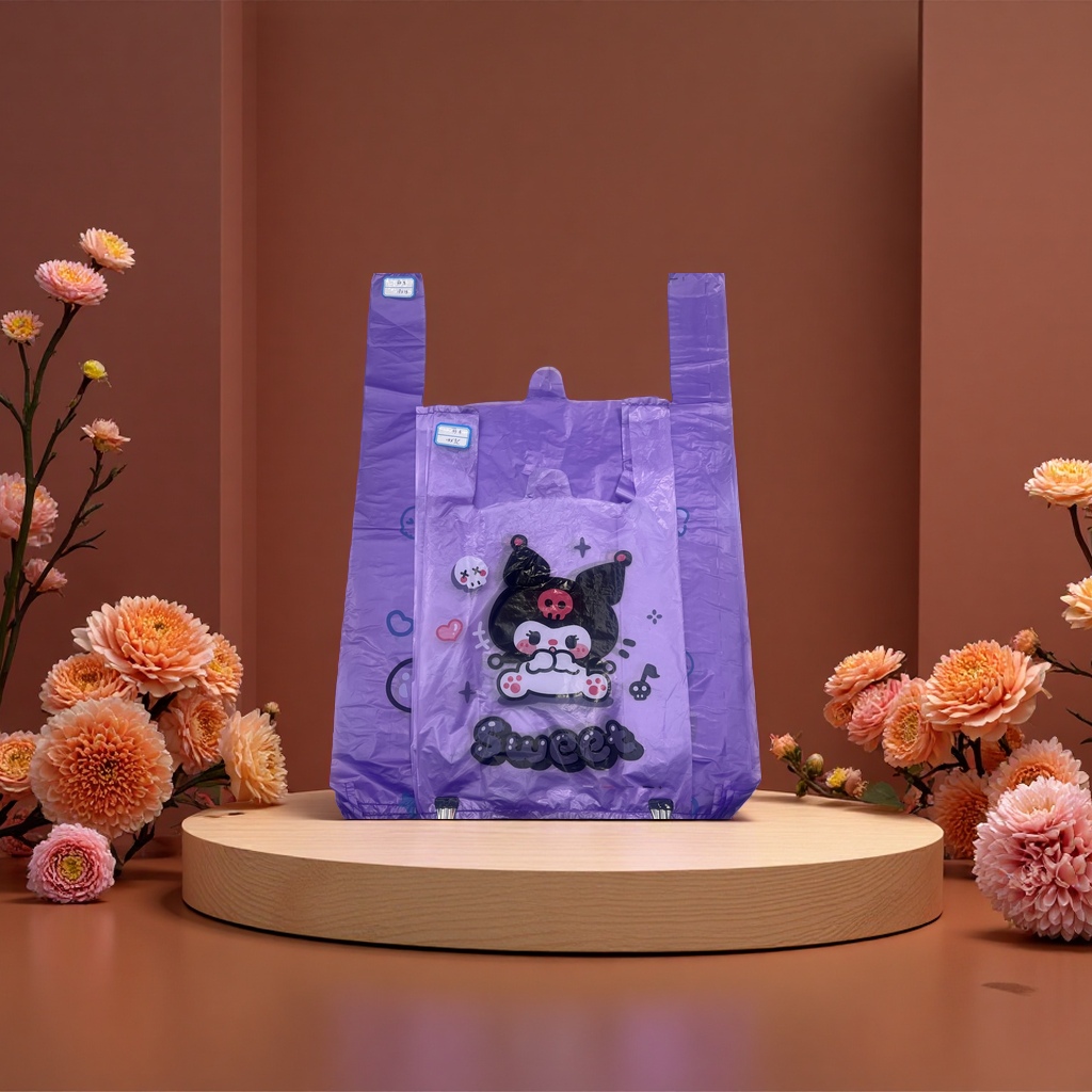 The handbag is simple, fashionable and has a large capacity. It is a reusable shopping bag. 110256454 details Picture
