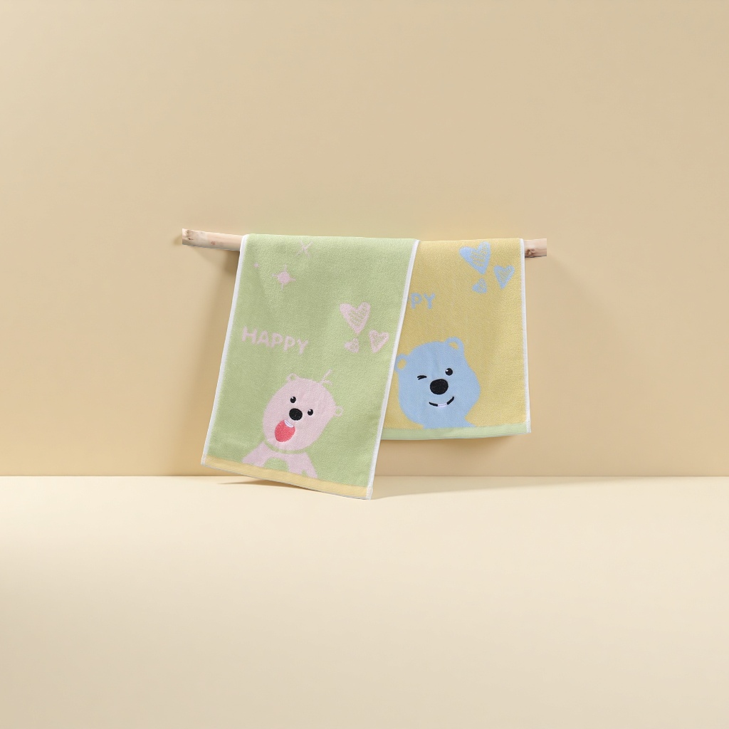Children's cartoon cute bear towel, soft and absorbent face towel, specially designed for babies Application Scenario