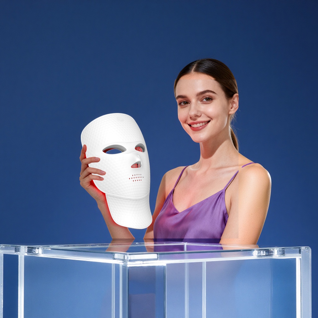 shanilak Cross-border Home LED Photon Beauty Mask Seven-spectrum Red and Blue Light touch Facial Care Device Application Scenario