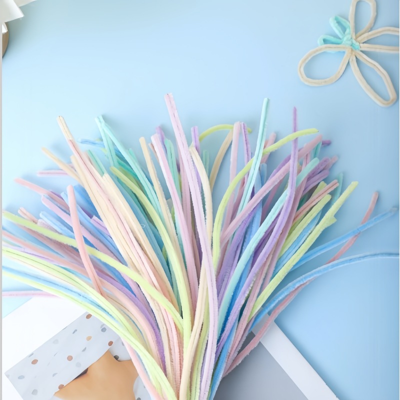 Kindergarten creative handicraft material package, twisty stick, paper cup, eye DIY, children and toddlers art area material package, wool ball, textile accessories details Picture