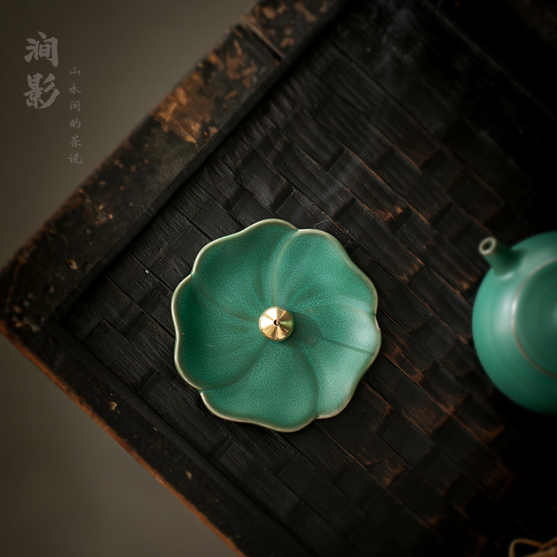 Chinese-style Zen-inspired incense stick base, sandalwood incense holder, Chinese-style household indoor aroma diffuser, mini water-drop incense tray, handicraft gift Specification image