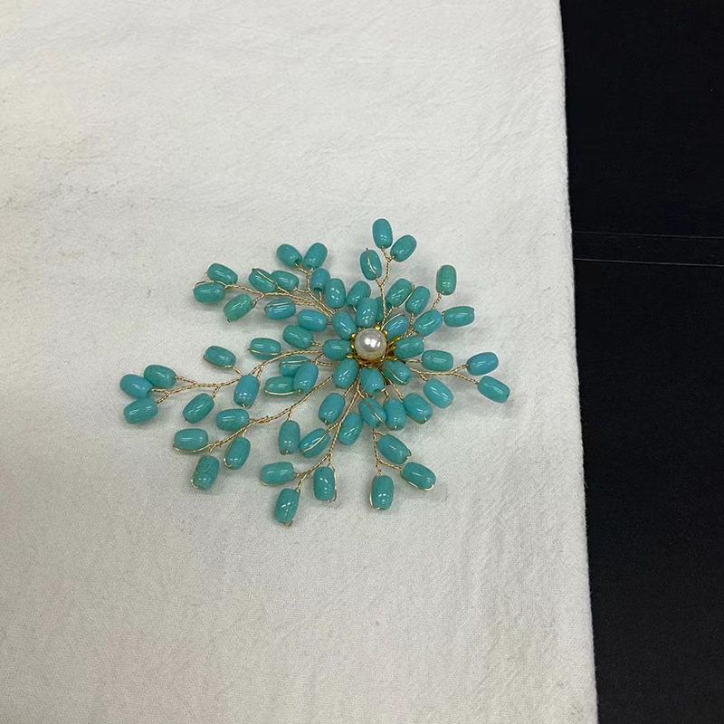 Retro turquoise woven ethnic style, versatile brooch, cardigan pin, Tibetan-style exotic high-end corsage accessory Item Picture
