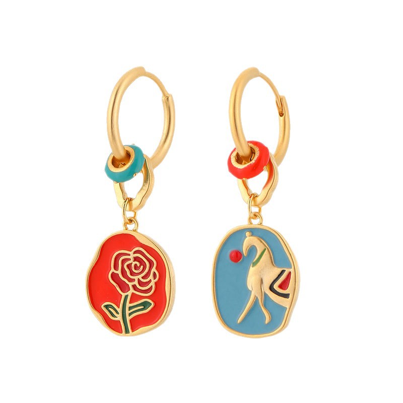 New Chinese-style double-sided enamel ear clips, high-end, niche and light luxury, gold-rimmed flower horse-shaped earrings, versatile and exquisite earrings Item Picture