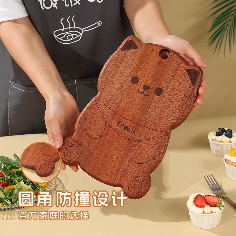 Cartoon whole wood cutting board, household kitchen fruit cutting, baby food mini special ebony cutting board, small cutting board, cutting board Item Picture
