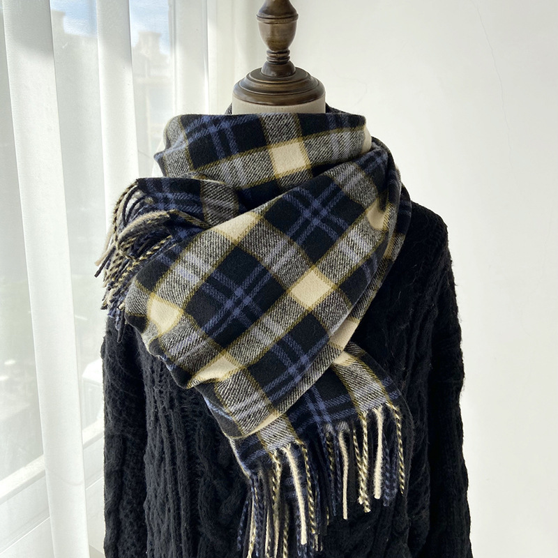Korean autumn and winter new style atmosphere warm scarf, student whitening checkered imitation cashmere tassel shawl scarf, women's accessory