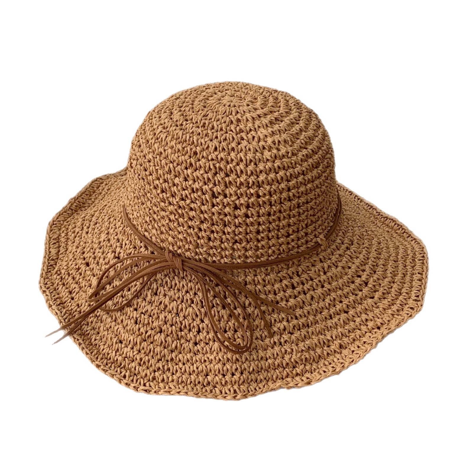 Sanya seaside vacation, straw-woven folding wide-brimmed straw hats, women's summer sun protection and shade beach hats, clothing and accessories Application Scenario