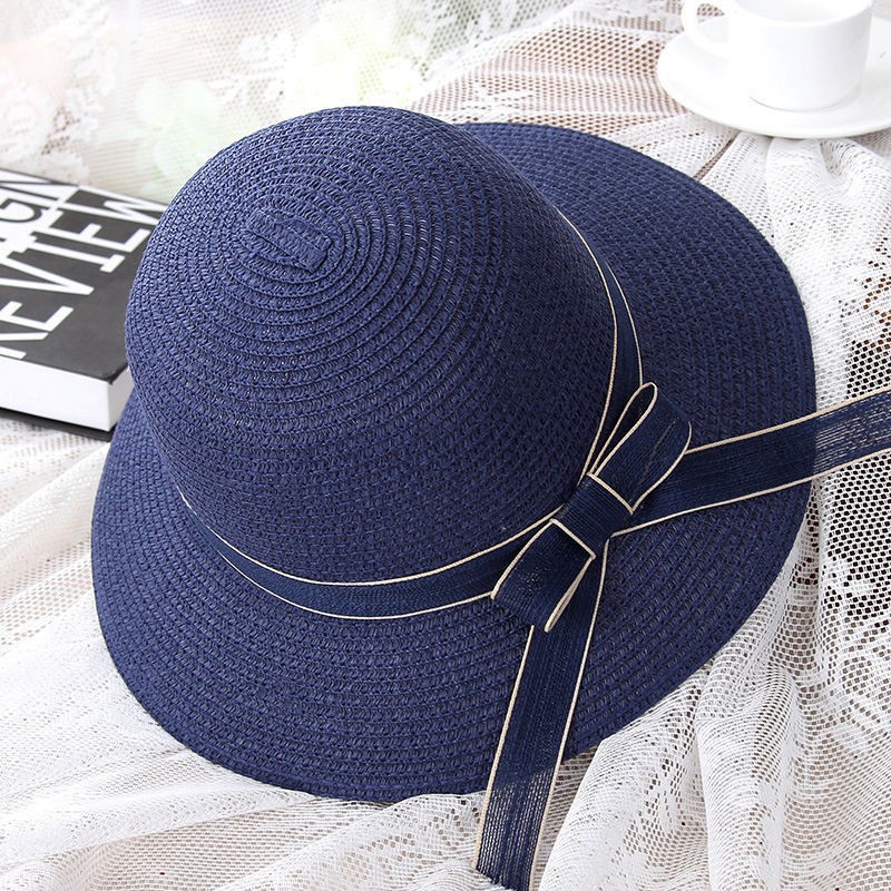 Ladies' beach hats, summer seaside sunshade, wide-brimmed straw hats, fresh and elegant, versatile for outings, flower-shaped sun hats, bags, leather goods, straw woven bags Application Scenario