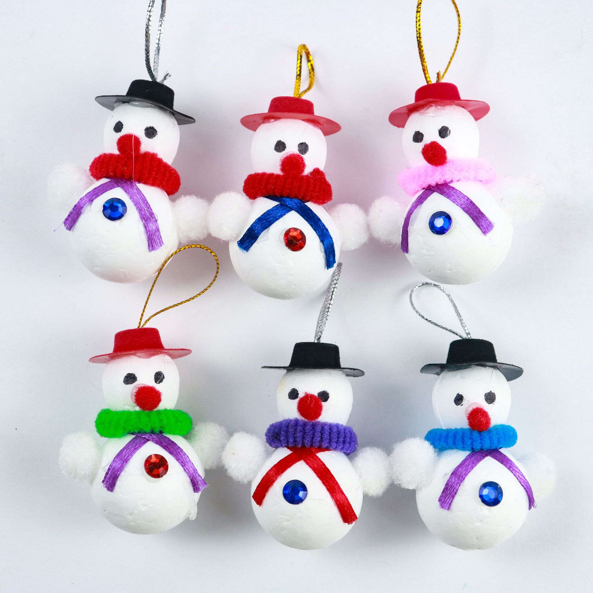 4x5cm Christmas foam snowmen, 6 sets of three-dimensional decorative items, scene hangers, Christmas decoration supplies for shopping malls and bars Application Scenario