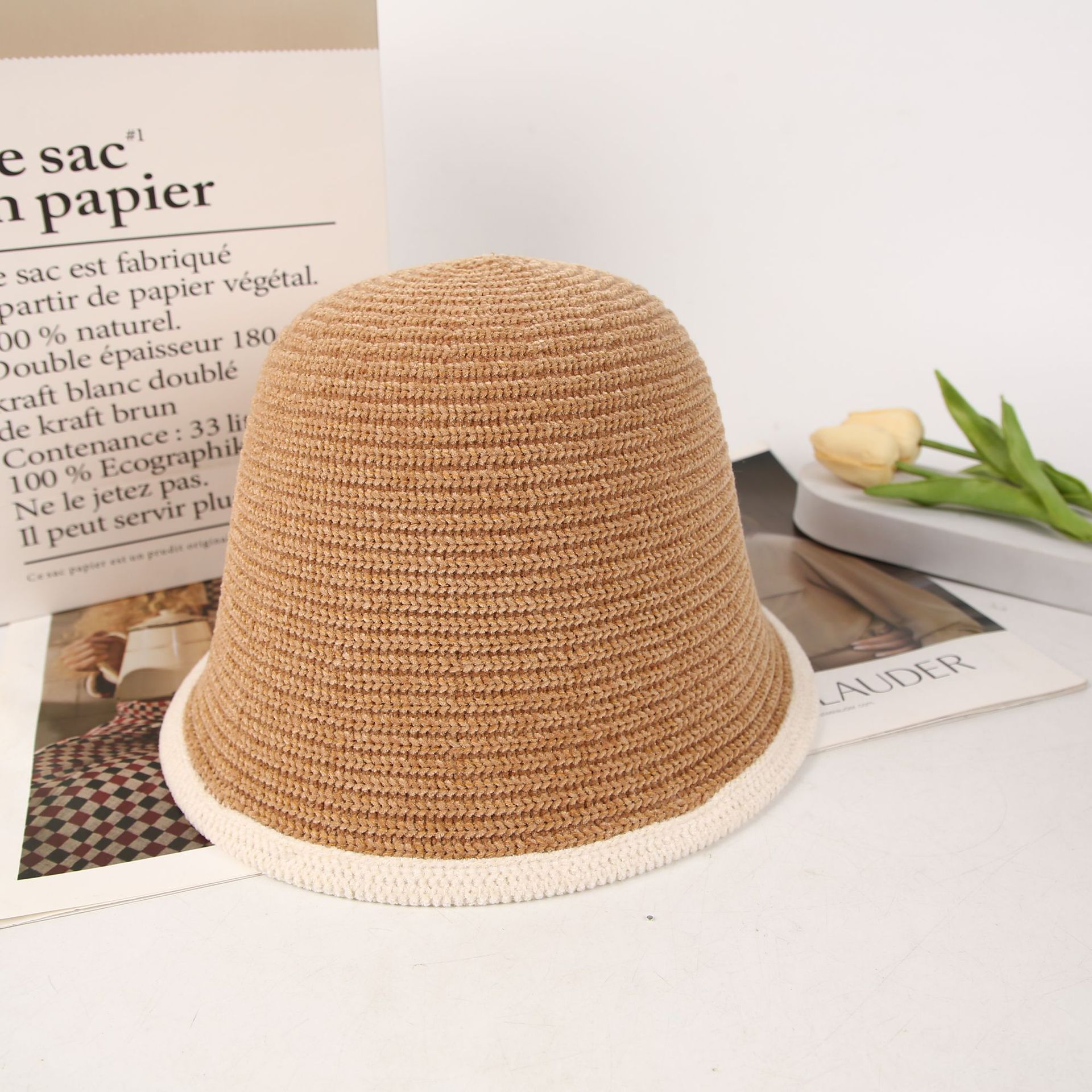 Sherry's velvet bucket hat for autumn and winter is a stylish, versatile, simple and popular fishing hat. It's a sports and outdoor fishing product Specification drawing