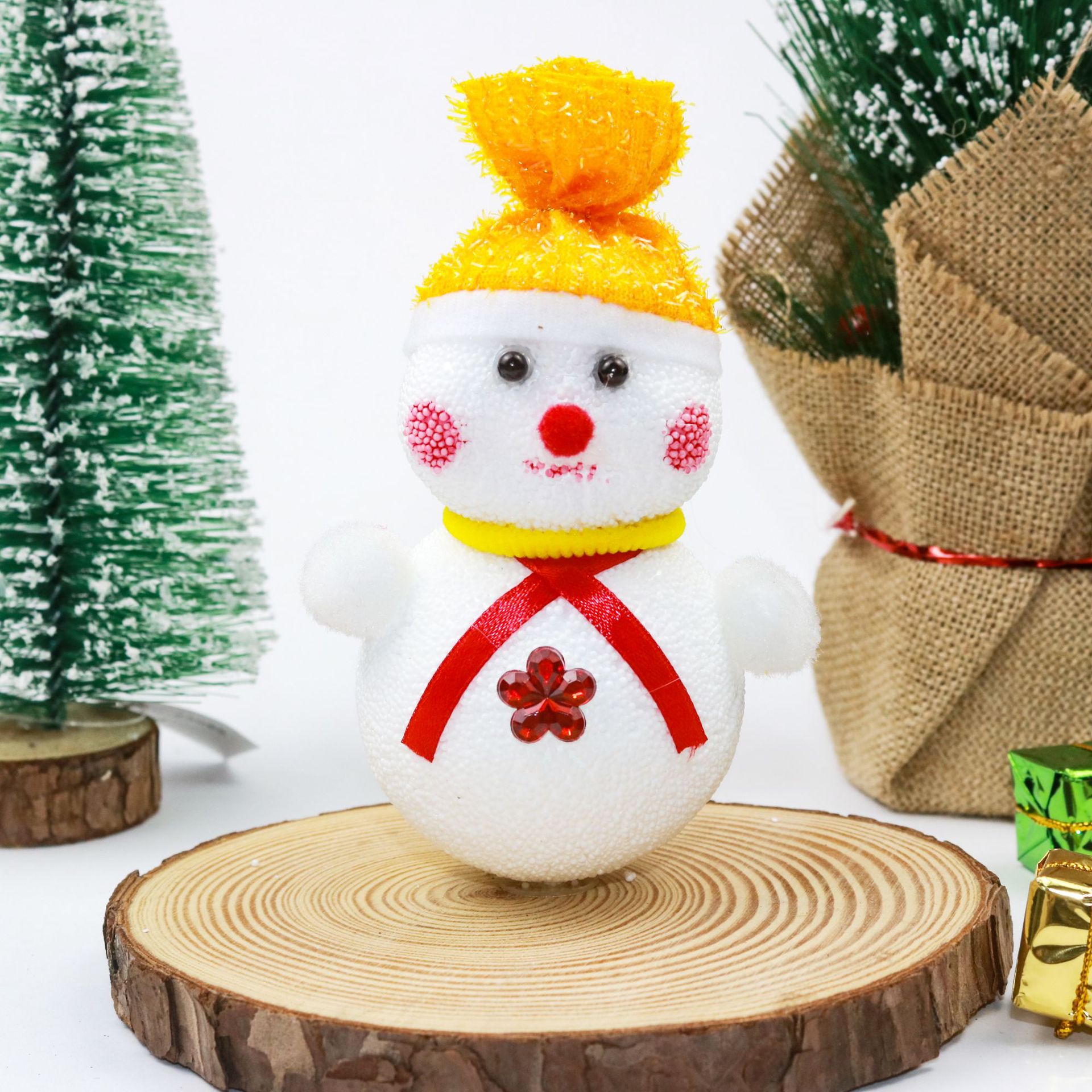 Christmas foam snowman three-dimensional decoration 12x9cm, single shopping mall hotel scene arrangement, Christmas decoration supplies, office culture, Christmas supplies details Picture