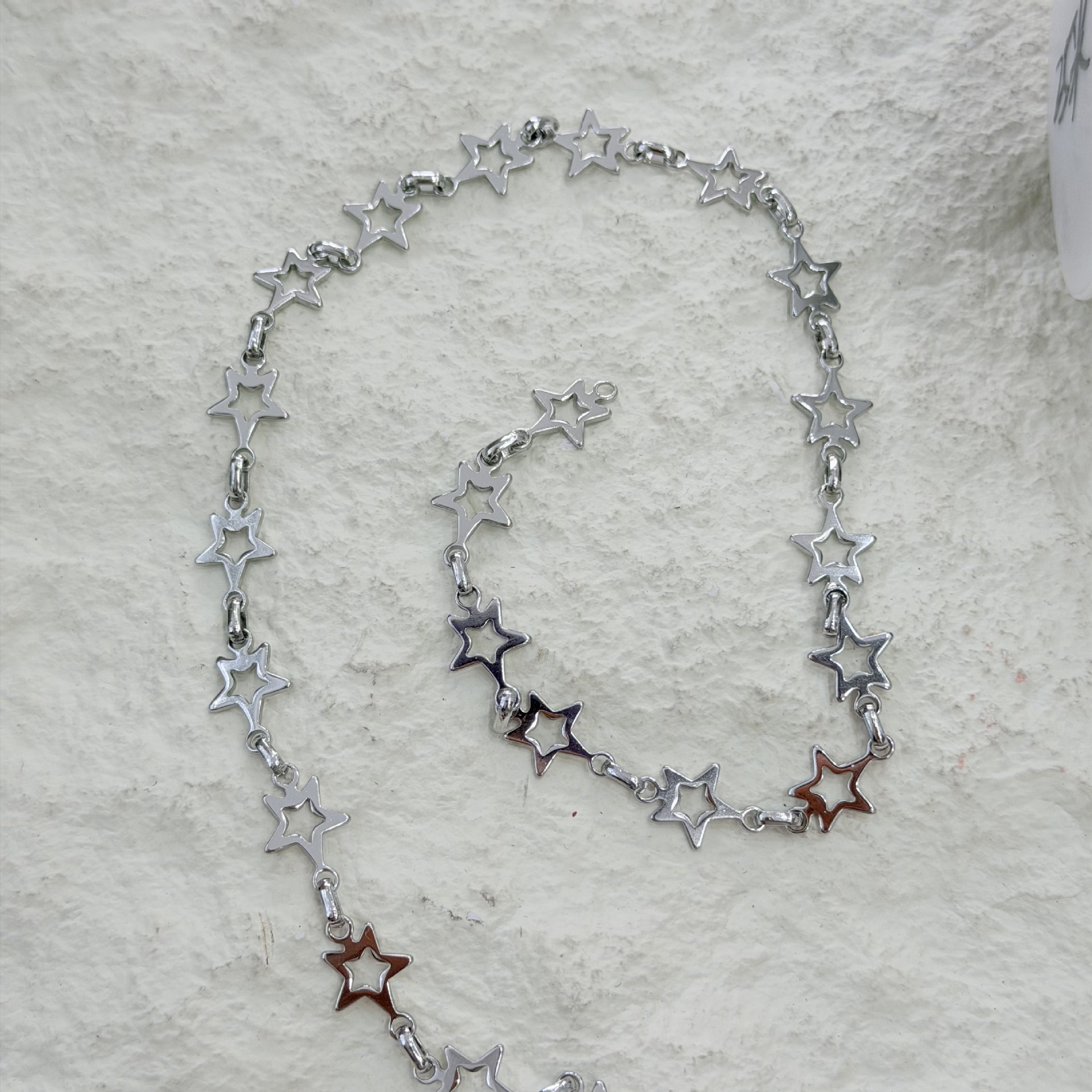 Five-pointed star-shaped stainless steel chain handmade necklace and bracelet accessories, made of titanium steel, not easy to fade, raw material for jewelry chain accessories Item Picture