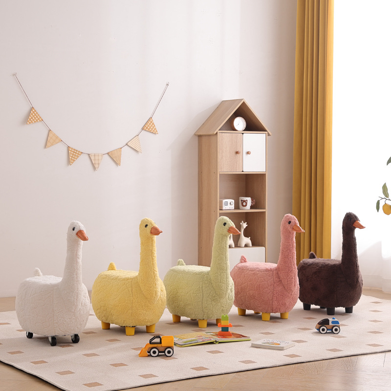 儿童桌椅实物图