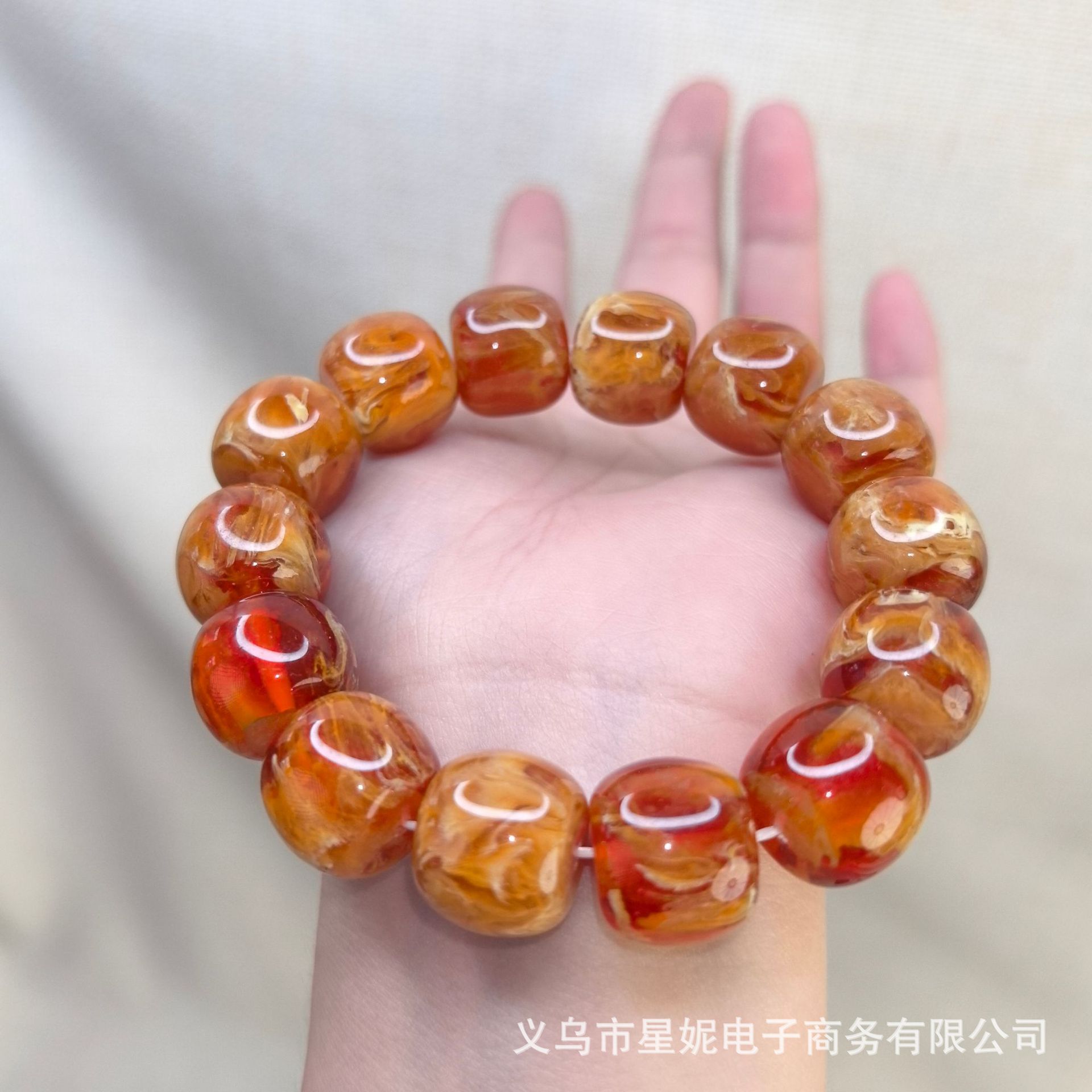 Live-streamed wholesale supply of non-raw Burmese root amber cave beeswax bracelets with non-fringing resin process details Picture