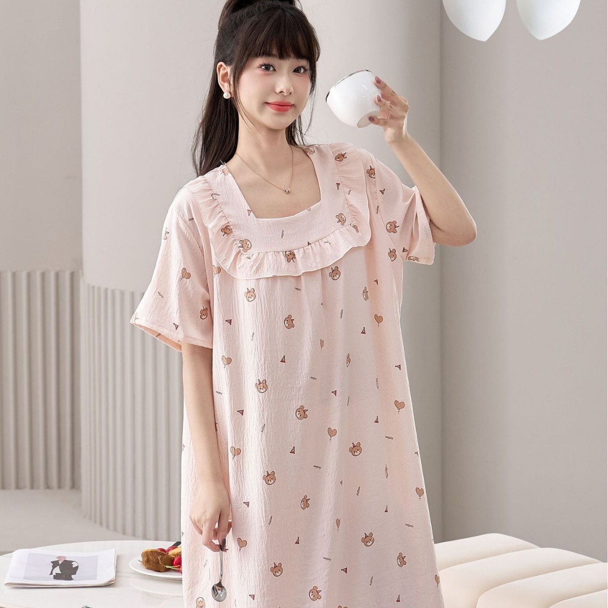 2025 New Fairy Wind and Cloud Cotton women's casual sleeping dress with square collar, simple and thin style with chest pad, children's home wear