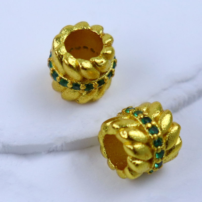 Sand gold preservation color zircon hollowed-out scattered beads accessories bracelet necklace, strainer beads, bucket beads DIY jewelry accessories, gold foil flowers Specification image