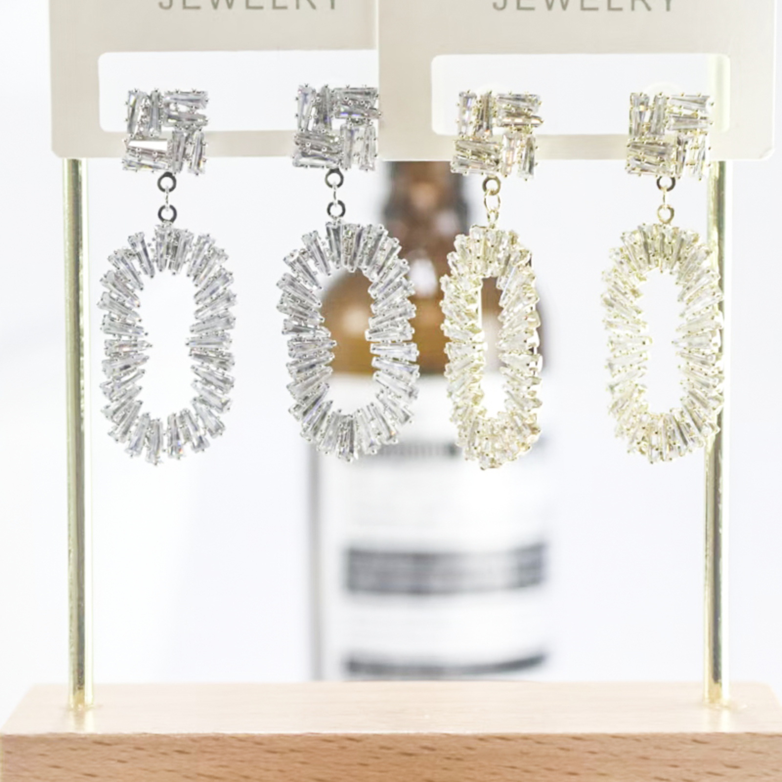 2025新款欧美爆款几何锆石金耳环高级感环保流行厂家批发