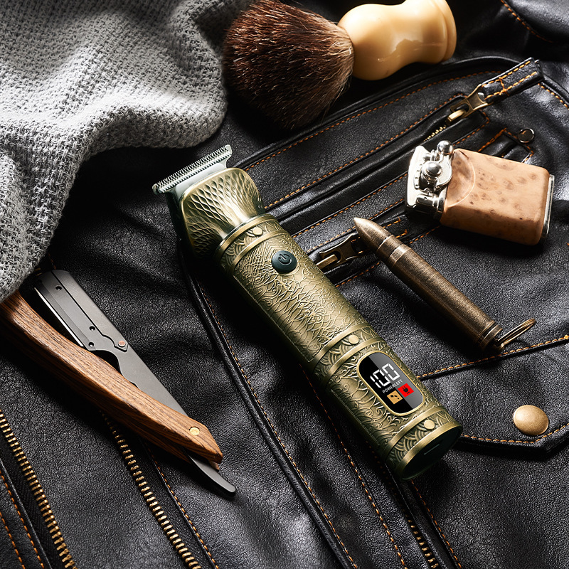 Men's cross-border multi-functional electric shaver, 7-in-1 hairdressing, nose hair trimming set, home razor Application Scenario