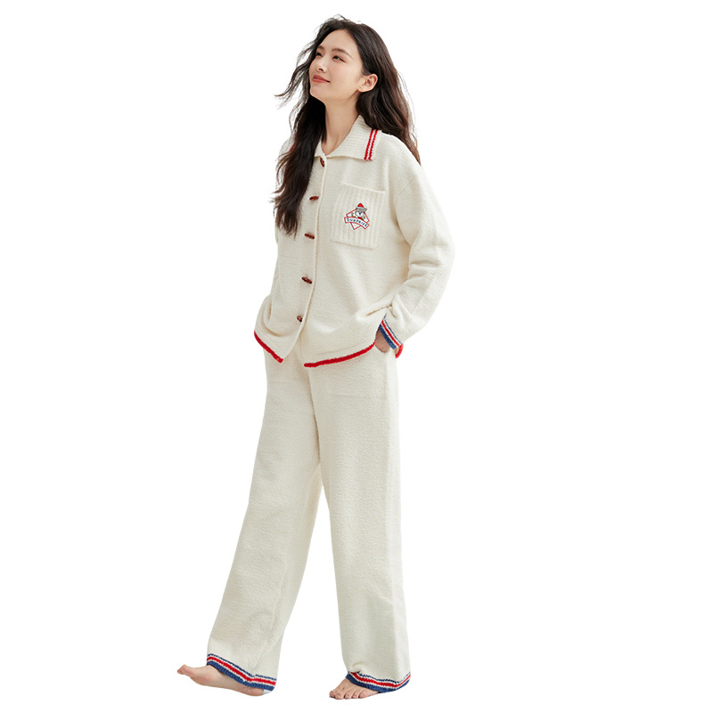 Thickened autumn and winter women's half-fleece pajama set, lapel contrasting color piping, warm and casual home wear for women Item Picture
