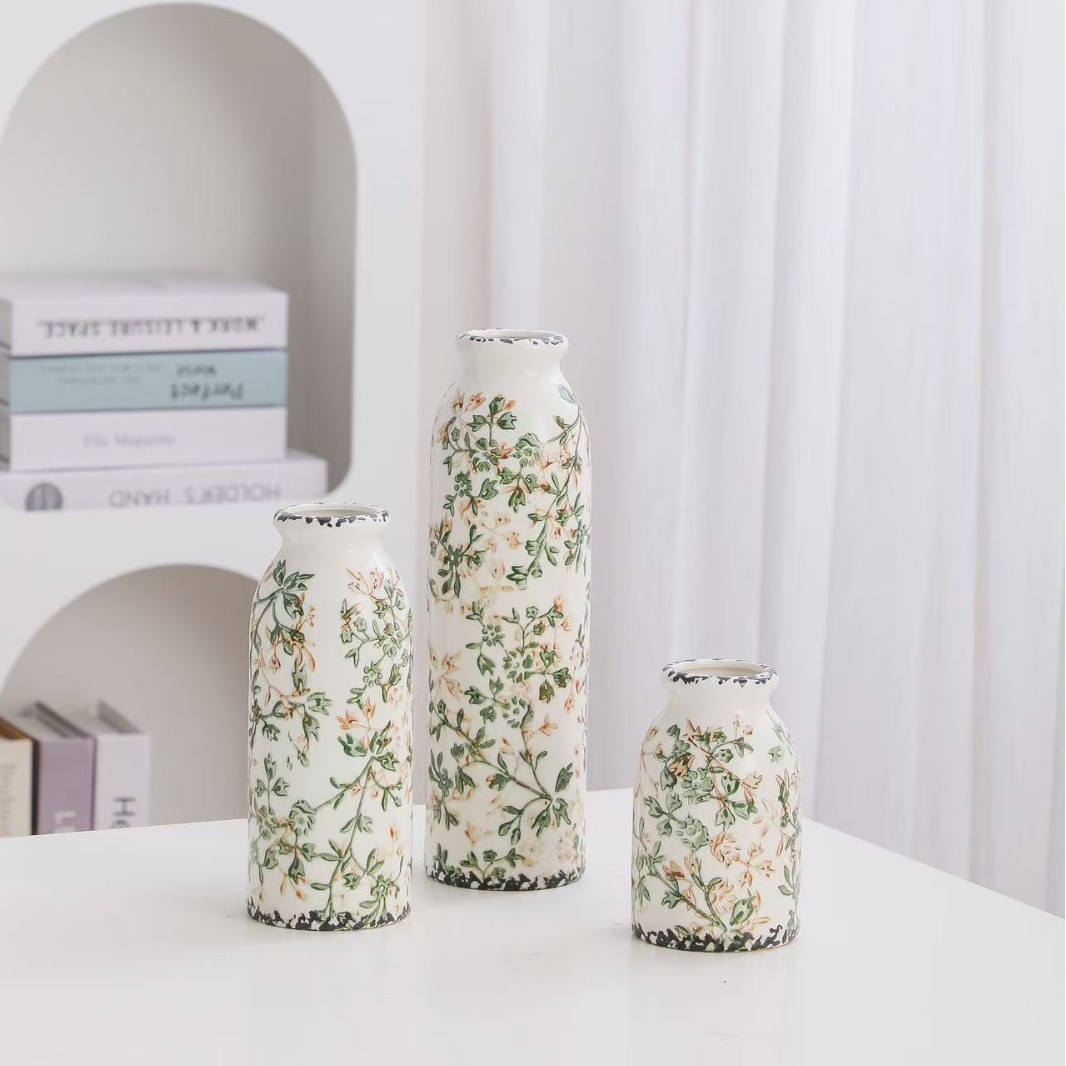 Amazon export crack-glazed antique ceramic vases and flower vases, retro white home living room dried flower decorations, embellish home aesthetics