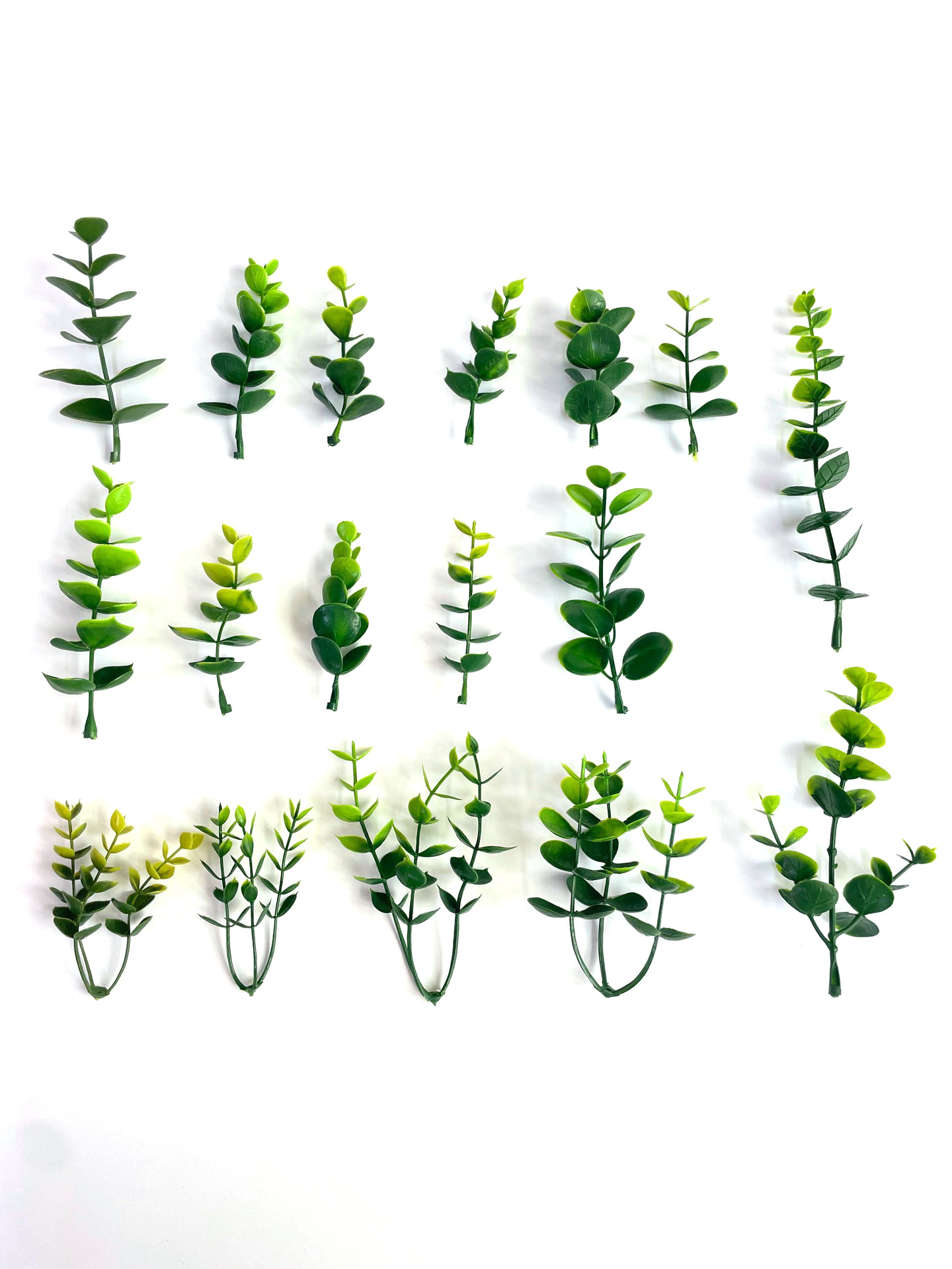 厂家批发仿真尤加利金钱草桉树叶绿植塑料水草假花配件办公园艺装饰