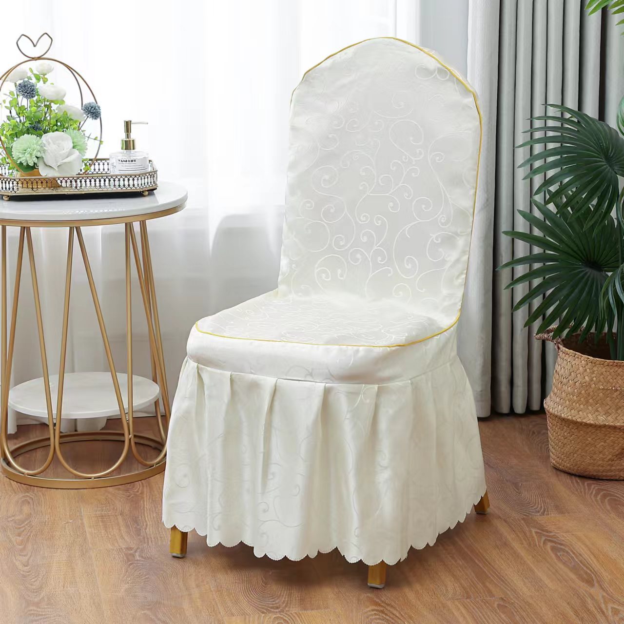 酒店椅套实物图