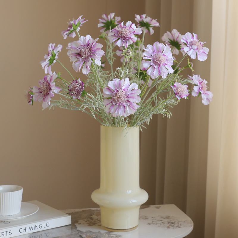 High-quality simulated flocking wheels, chrysanthemums, chrysanthemums for home and hotel dining tables, floral art decorations, silk flowers, simulated flowers, gift boxes, office and cultural garden ornaments Specification image