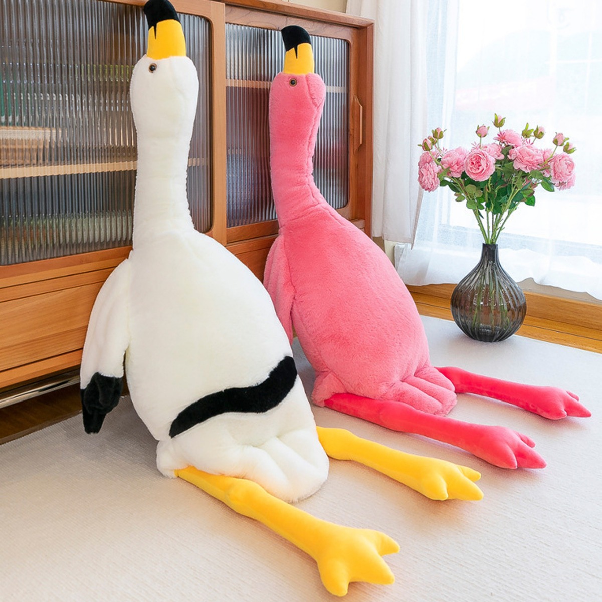 New cute flamingo plush toys, children's throw pillows, big goose figurines, sleeping companions, birthday gifts, female doll figurines, throw pillows details Picture