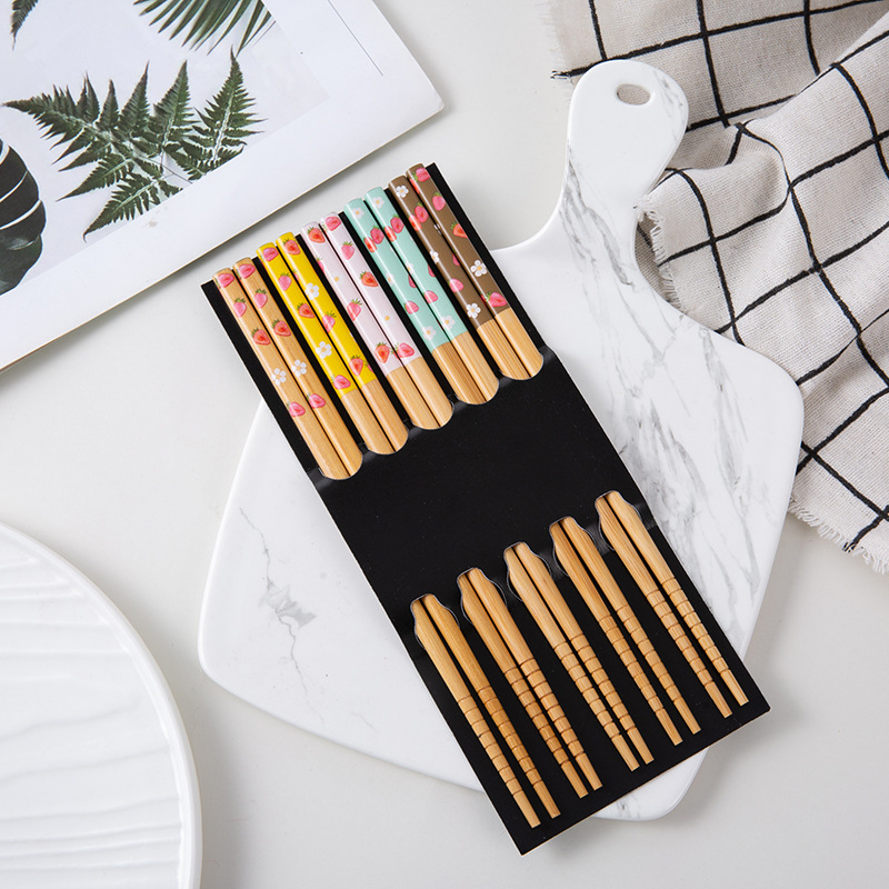 Strawberry country-style high-end glazed printed bamboo chopsticks, household premium anti-mold high-end daily necessities tableware