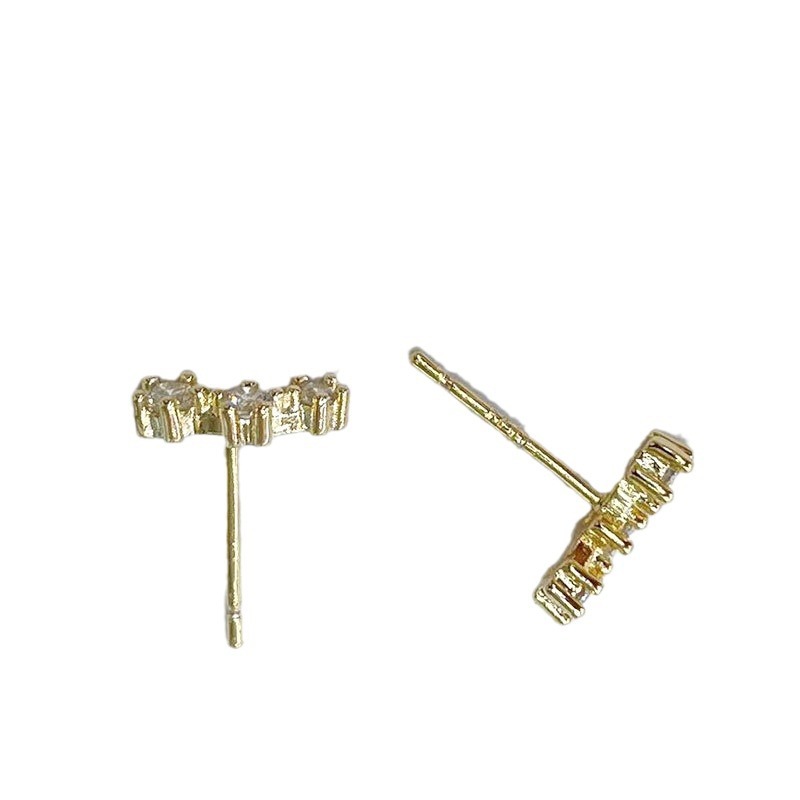 DIY jewelry accessories, diamond-patterned flower stud earrings, gentle, sweet, niche, light luxury, individual, simple and versatile for women Item Picture
