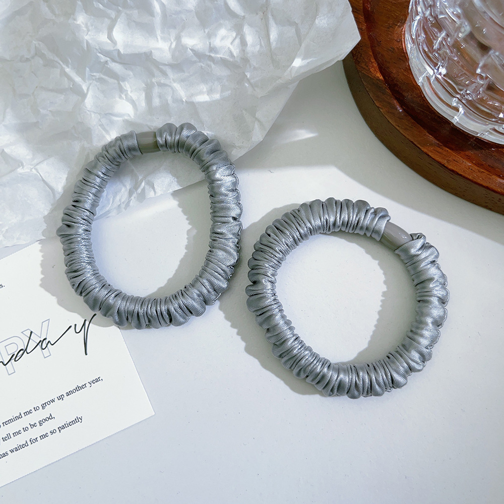 Korean basic, simple, high-elasticity ice silk mask, large intestine hair band, elegant solid color hair tie, hair accessory, hair accessory, head accessory details Picture