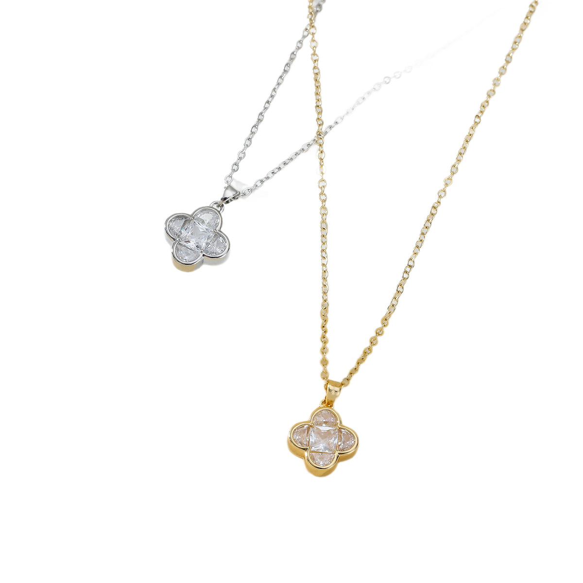 New copper-plated real gold and zircon four-leaf clover fashion trend necklace, collarbone chain wholesale accessories, hair accessories, headwear and other hair accessories Item Picture